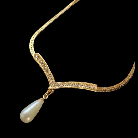 ✨Elegant Vintage Vendome Gold Necklace with Pearl Drop - Picture 2 of 5